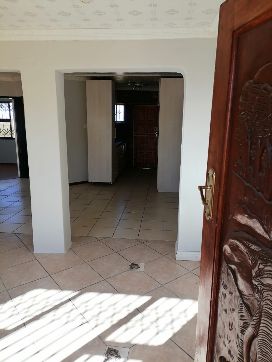 3 Bedroom Property for Sale in Amalinda North Eastern Cape